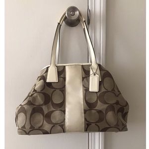 Coach shoulder bag with white trim